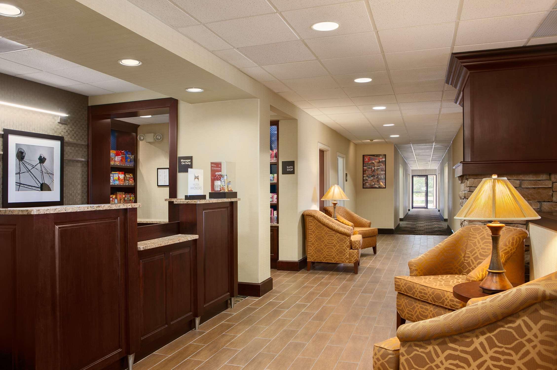 Hampton Inn Cleveland-Solon Exterior photo