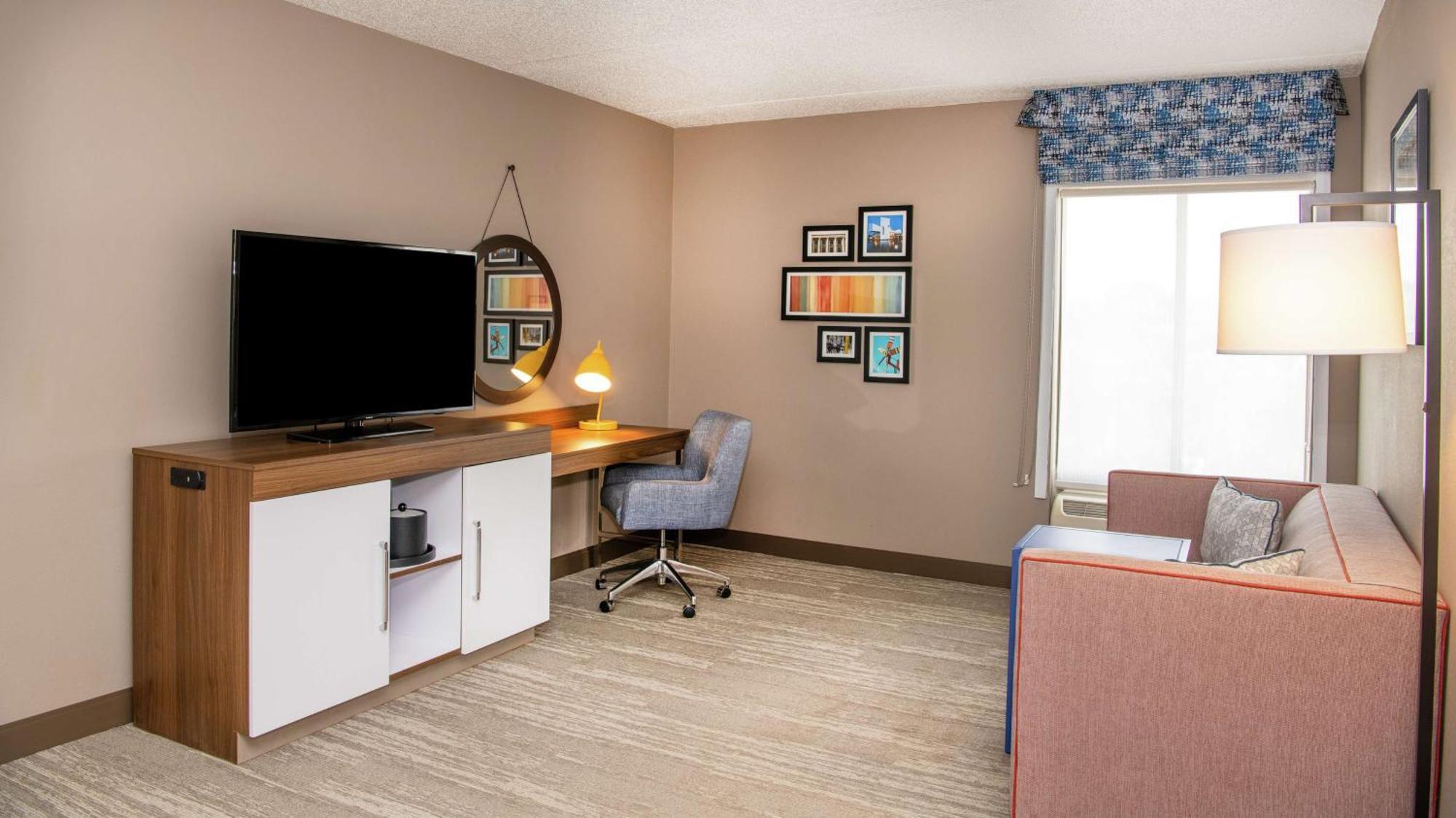 Hampton Inn Cleveland-Solon Exterior photo