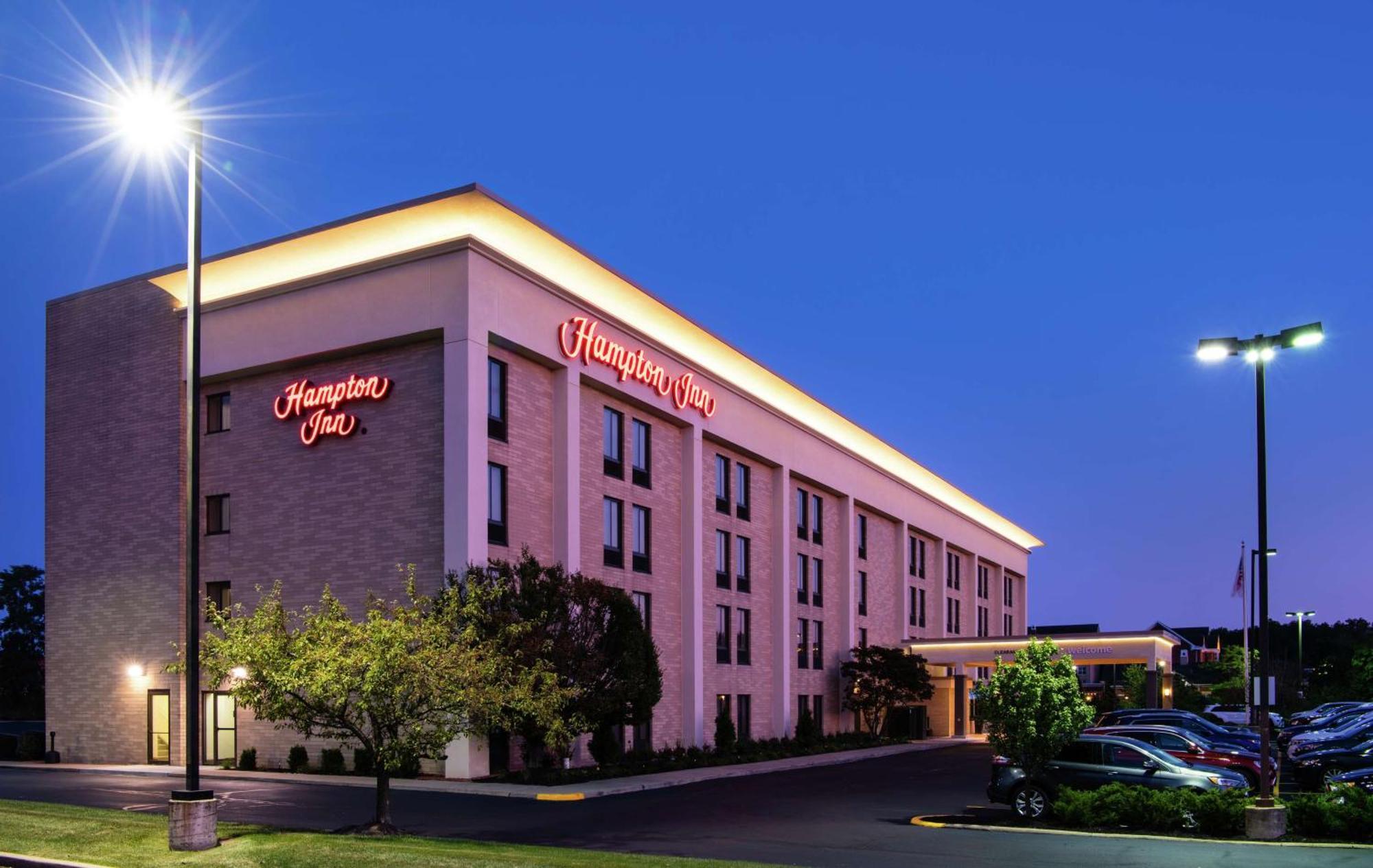 Hampton Inn Cleveland-Solon Exterior photo