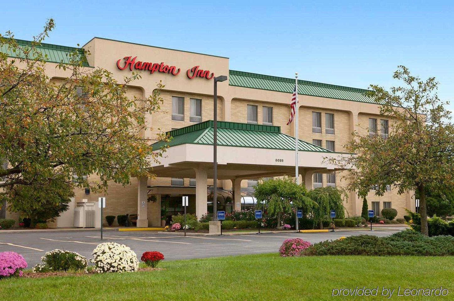 Hampton Inn Cleveland-Solon Exterior photo